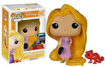 image de Rapunzel (w/ Frying Pan) & Pascal (Red) [Summer Convention]